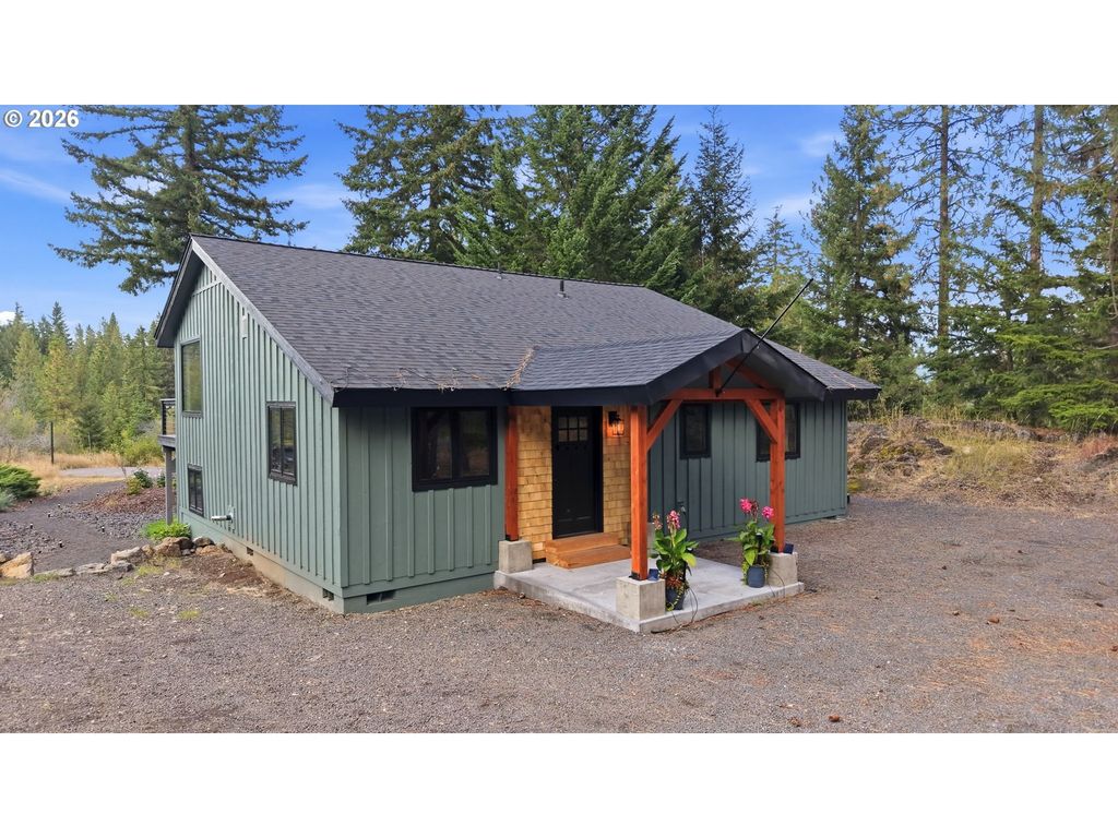19 Lava Rd, Trout Lake