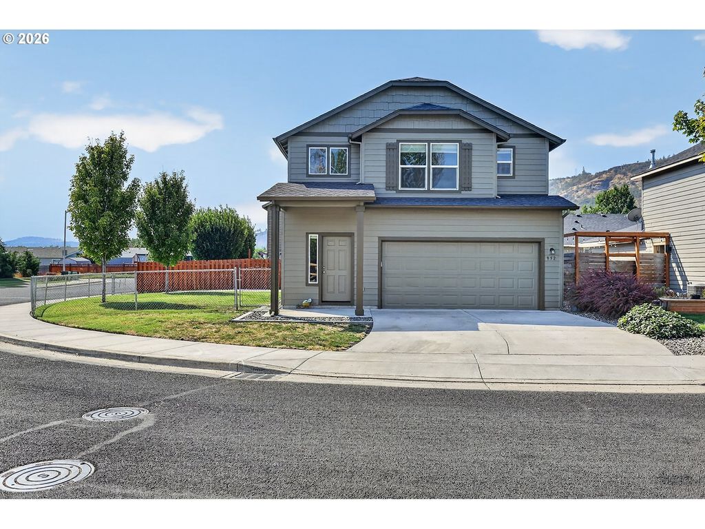 952 Heritage Loop, The Dalles