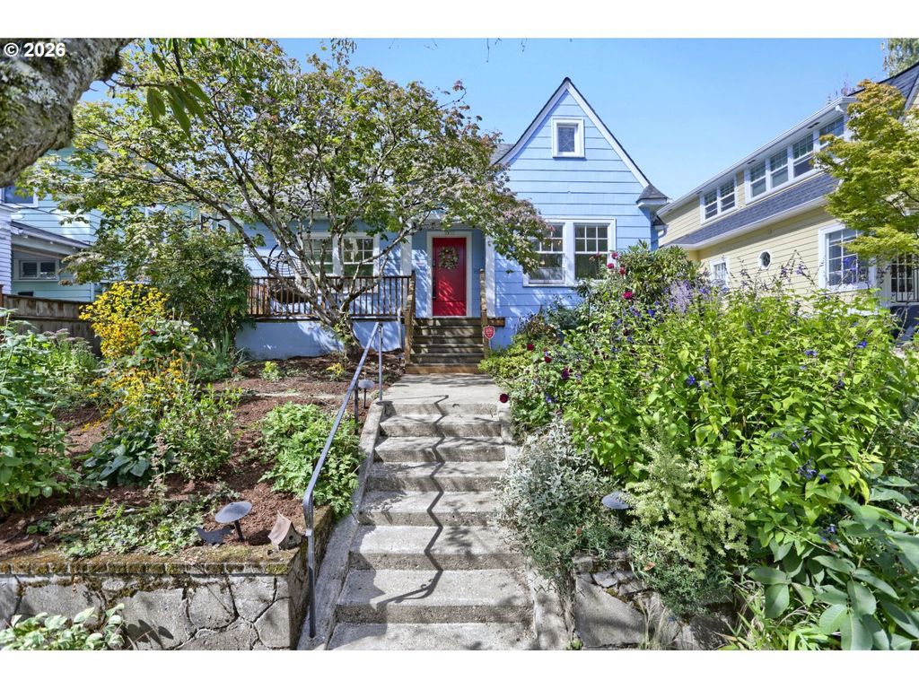 2833 Ne 8th Ave, Portland