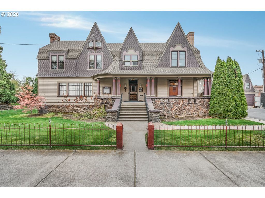 233 Se 4th St, Pendleton