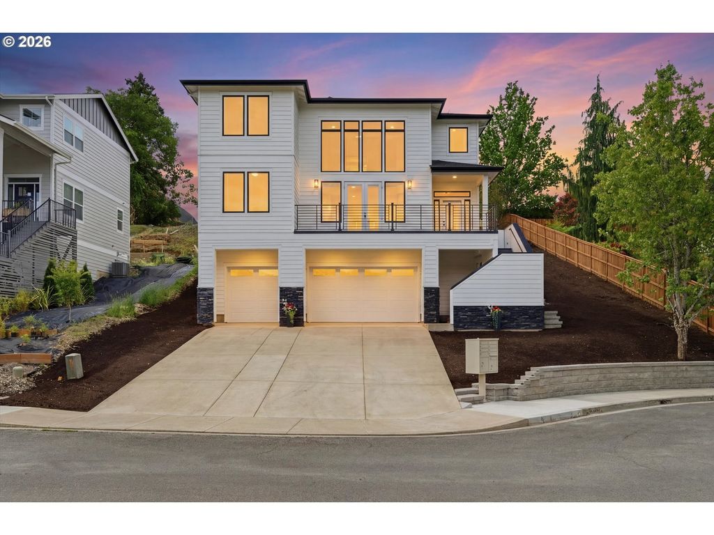 988 Nw Baker Crest Ct, McMinnville