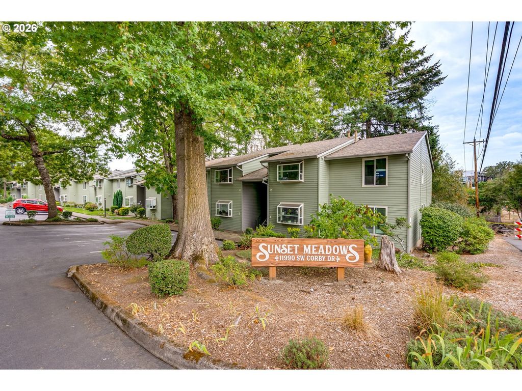 11990 Sw Corby Dr 16, Portland