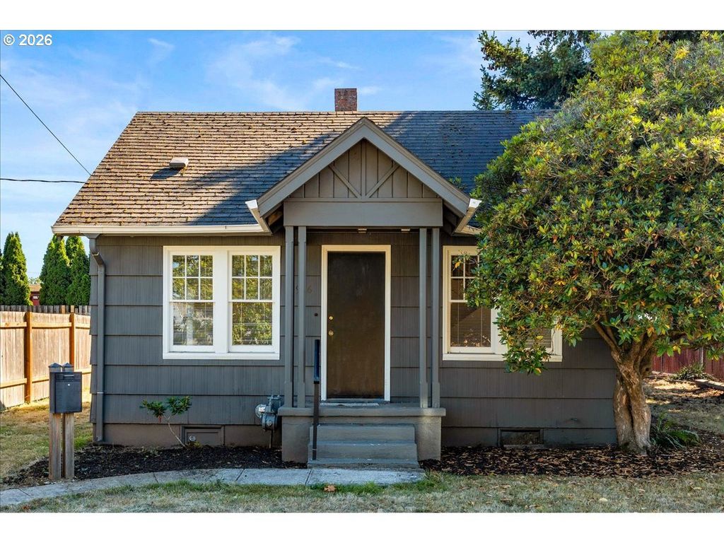 5926 Ne Going St, Portland