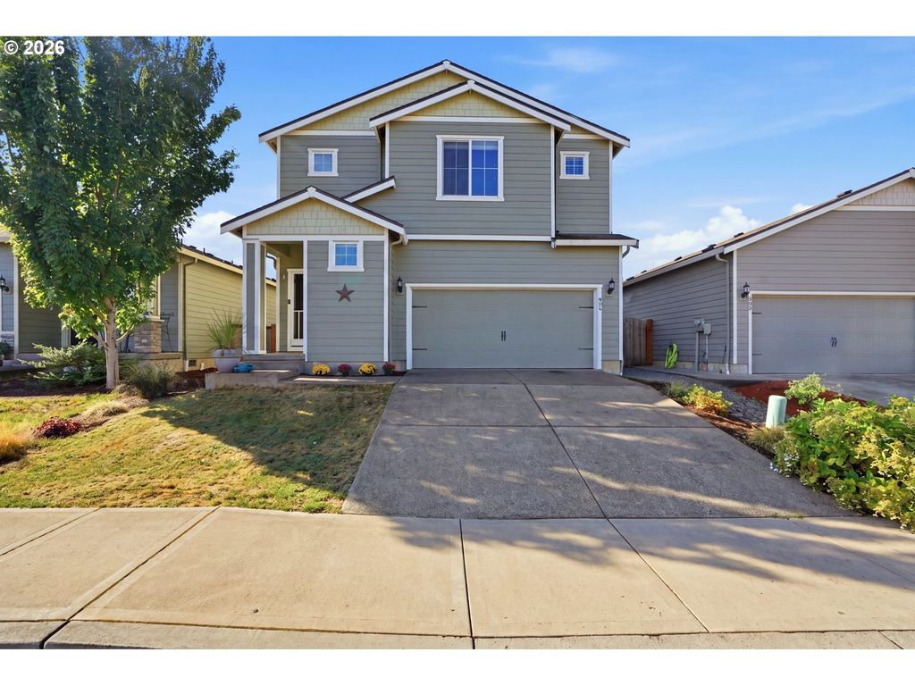 904 Bear Creek Dr, Molalla