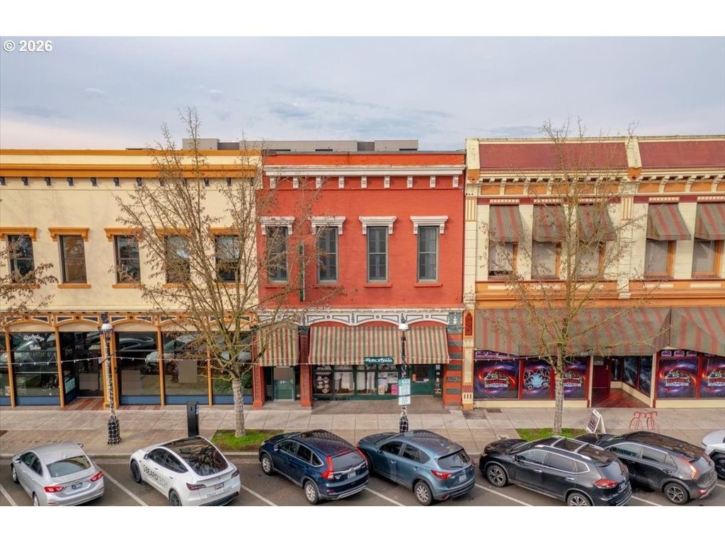 231 Commercial St Ne, Salem