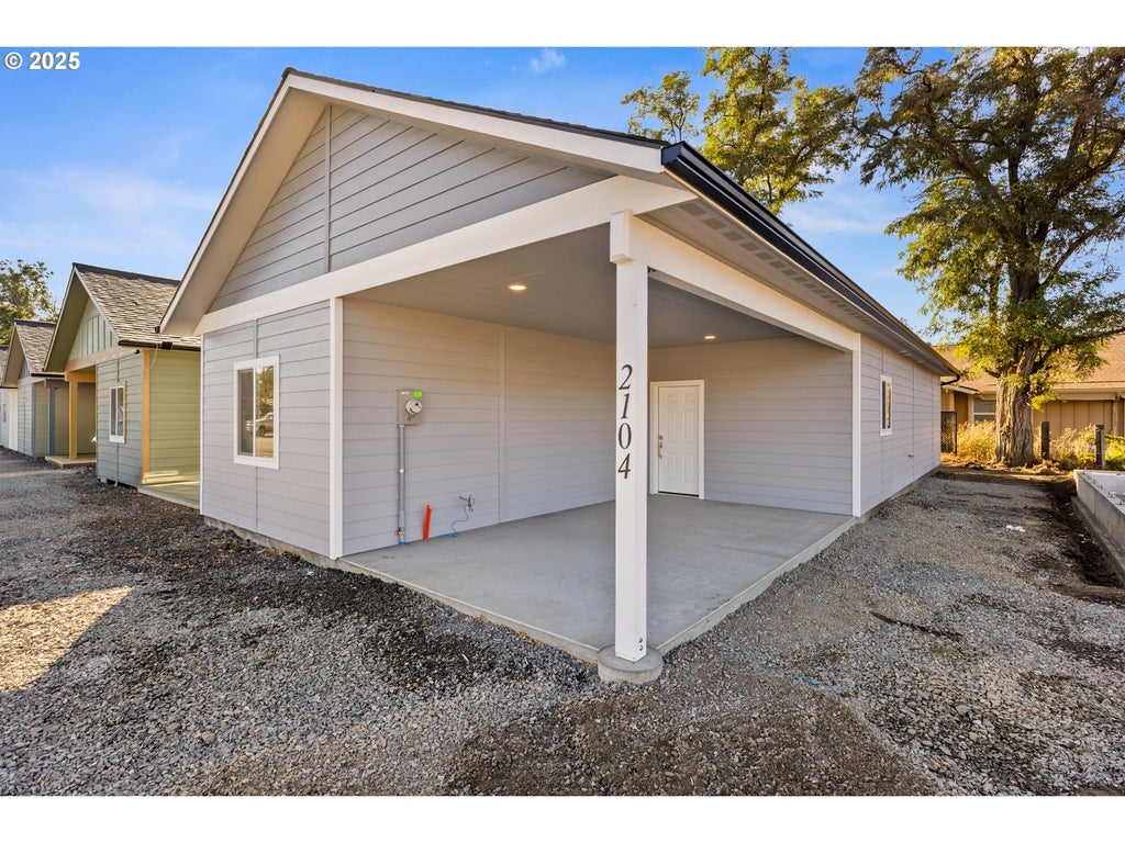 2104 True Ave, La Grande