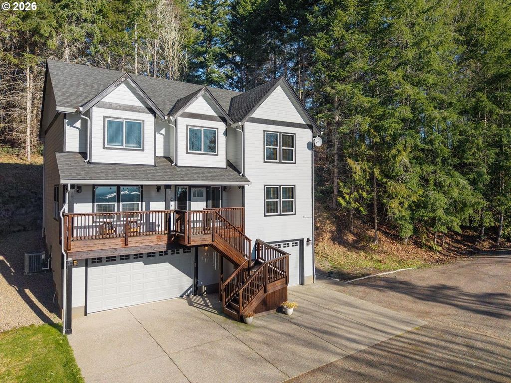 335 Hillsdale Dr, Woodland