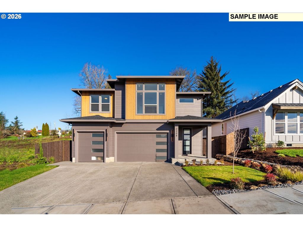 2341 E Foxtrot St, La Center