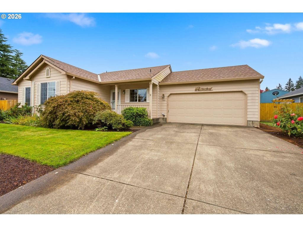 102 Ashley Ct, Dayton