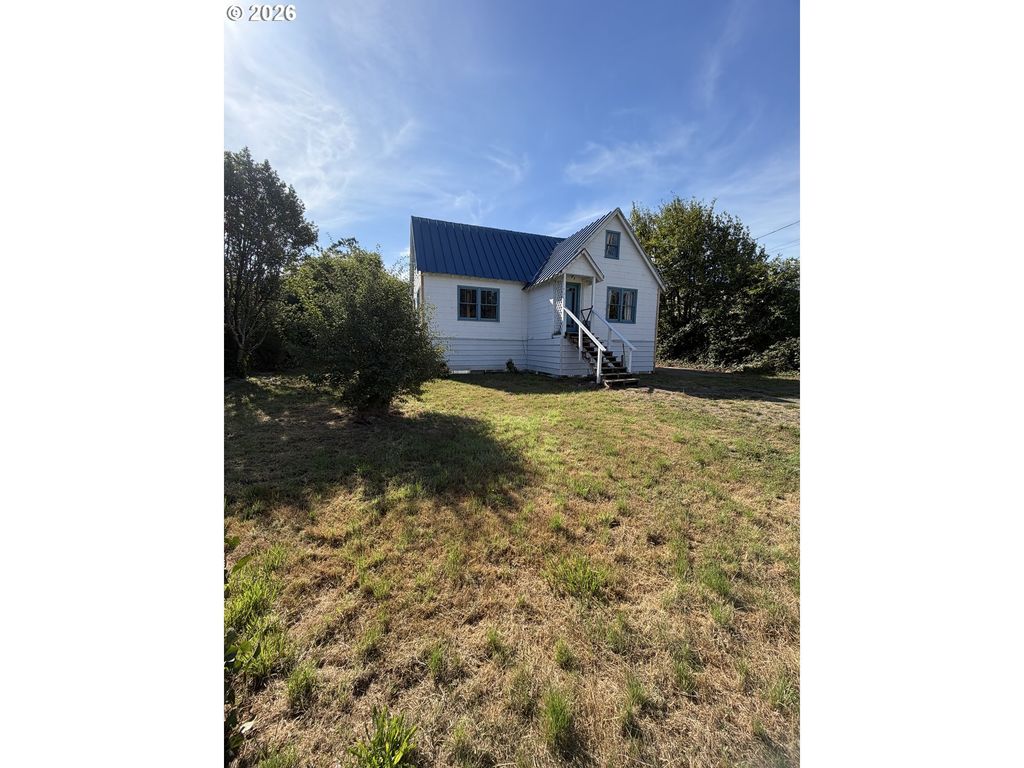 64183 Watsonville Rd, Coos Bay