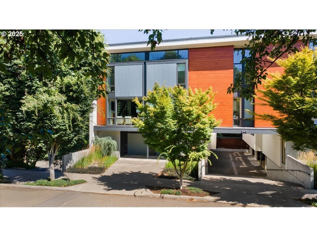 245 Sw Meade St M1, Portland