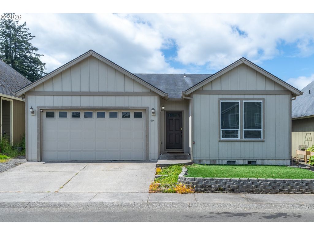 90 Glengate Loop, Cathlamet