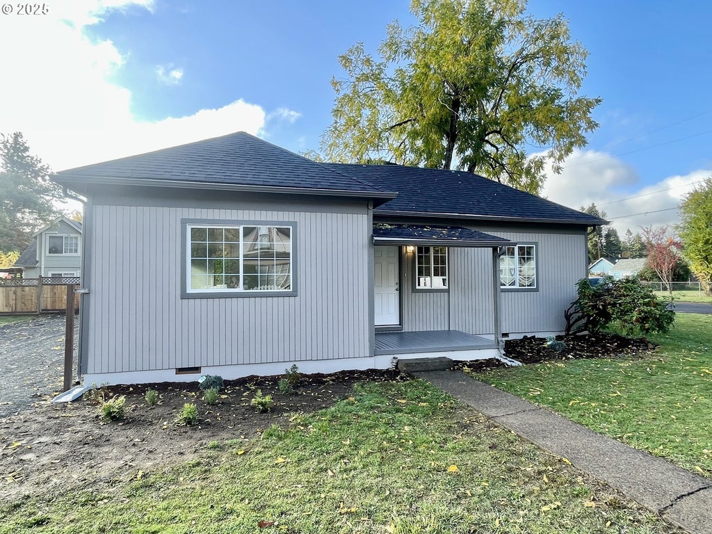 1039 Chestnut Ave, Cottage Grove