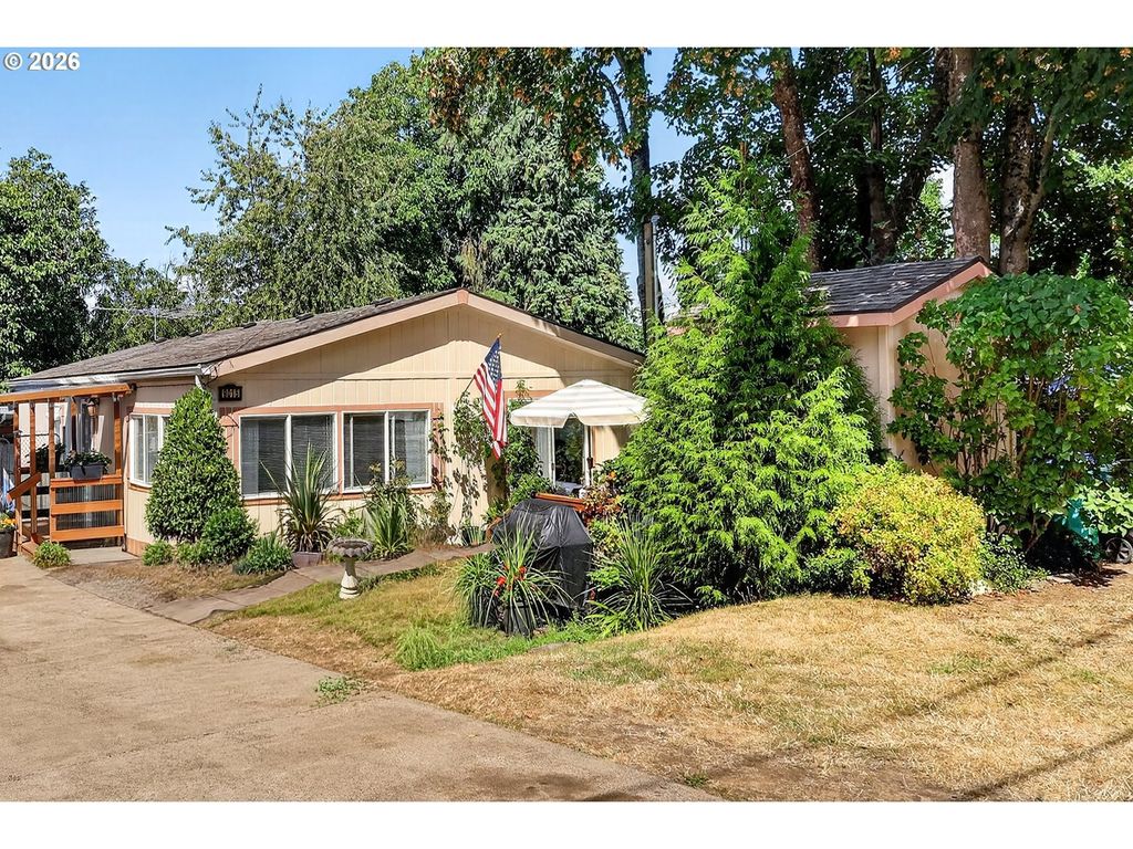 9015 Ne Sumner St, Portland