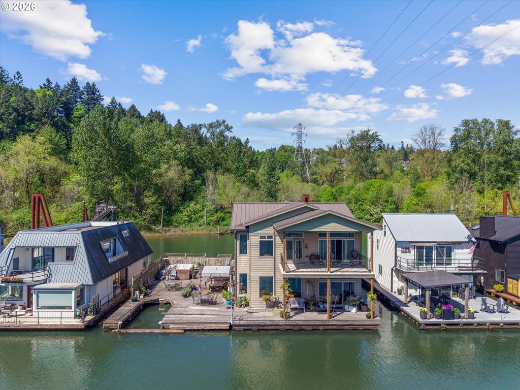 7720 S Macadam Ave 12, Portland