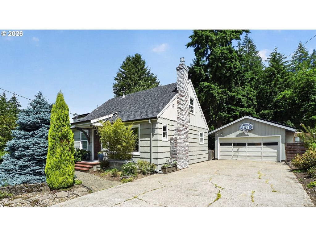 8326 Sw 57th Ave, Portland