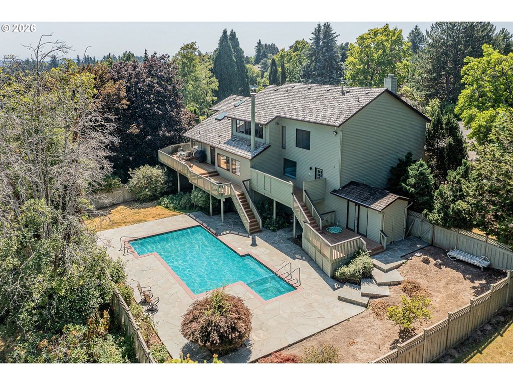 12357 Sw Duchilly Ct, Portland