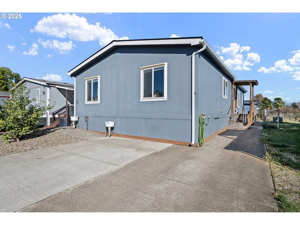 1025 S 6th St 25, Harrisburg