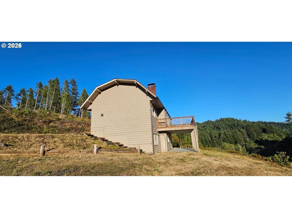 604 Thorton Oar Ln, Reedsport