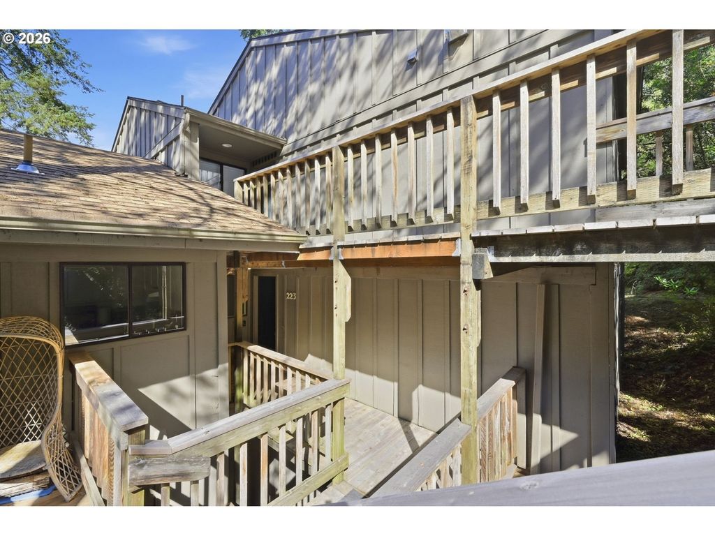 223 Trailside Loop, Eugene