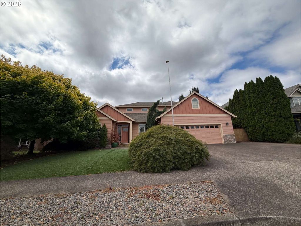 12121 Hazeldell Ave, Oregon City