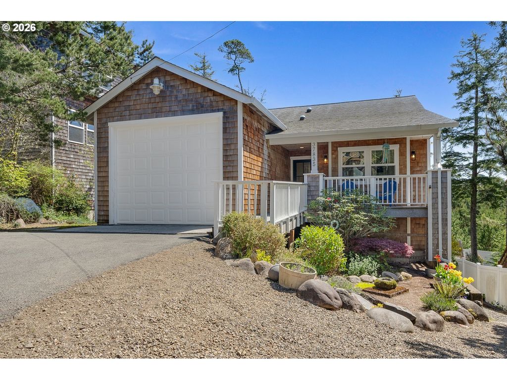 37835 19th St, Manzanita
