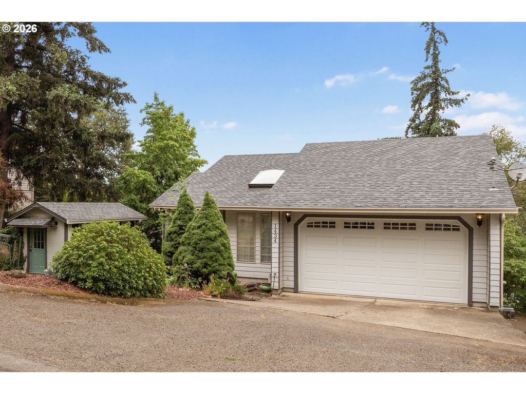 1434 Se Kane St, Roseburg