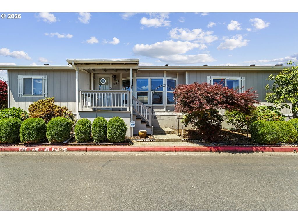 1000 S Mckern Ct 52, Newberg