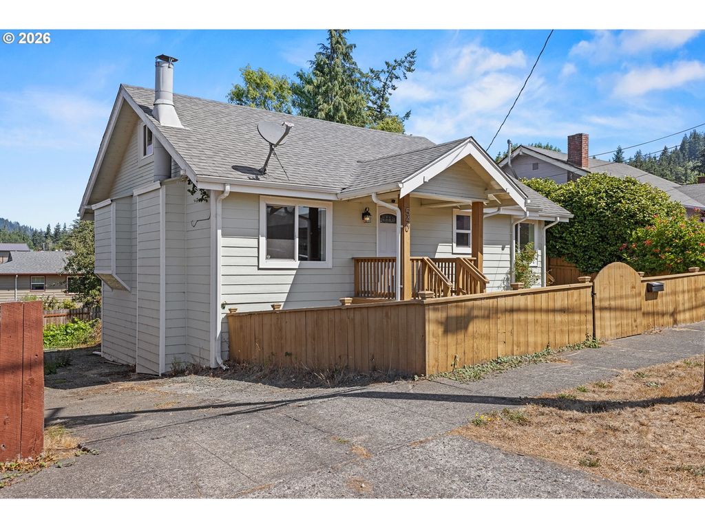 540 E 11th St, Coquille