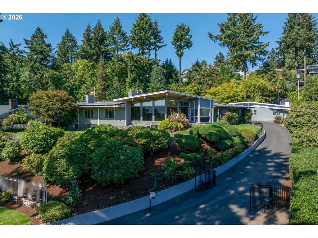 6306 E Evergreen Blvd, Vancouver