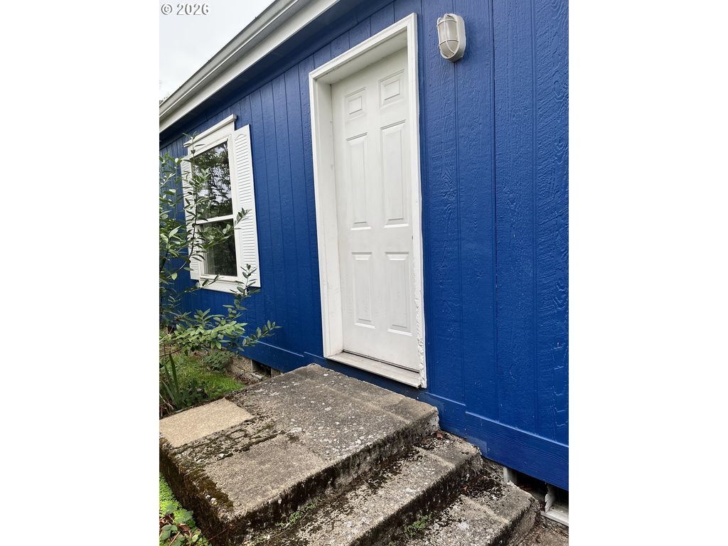 3768 Oregon Ave, Springfield