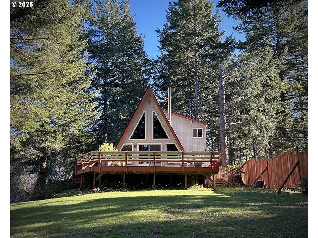 96104 Cape Ferrelo Rd, Brookings