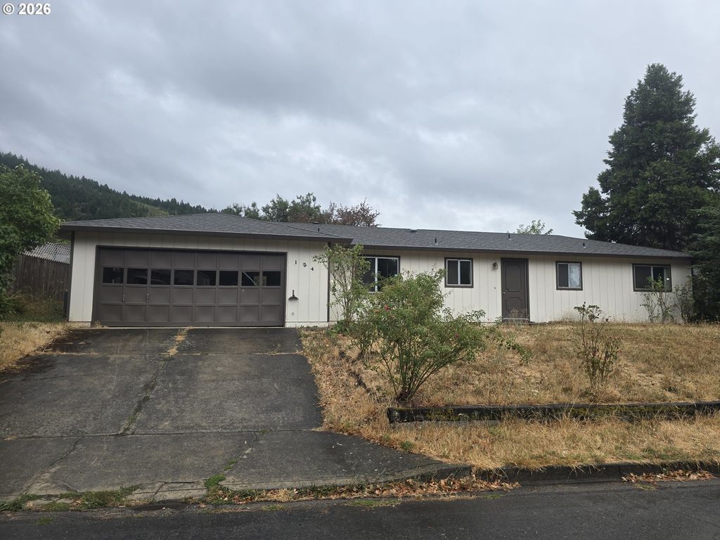 124 Donald Ter, Myrtle Creek