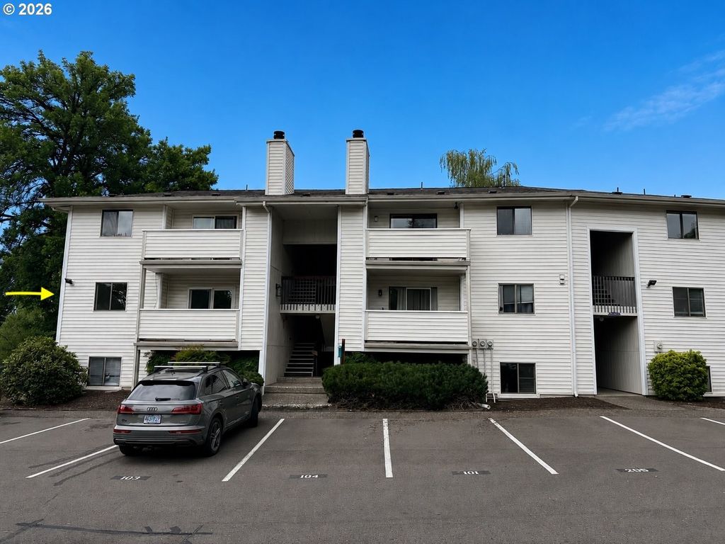 11040 Sw Greenburg Rd 206, Portland
