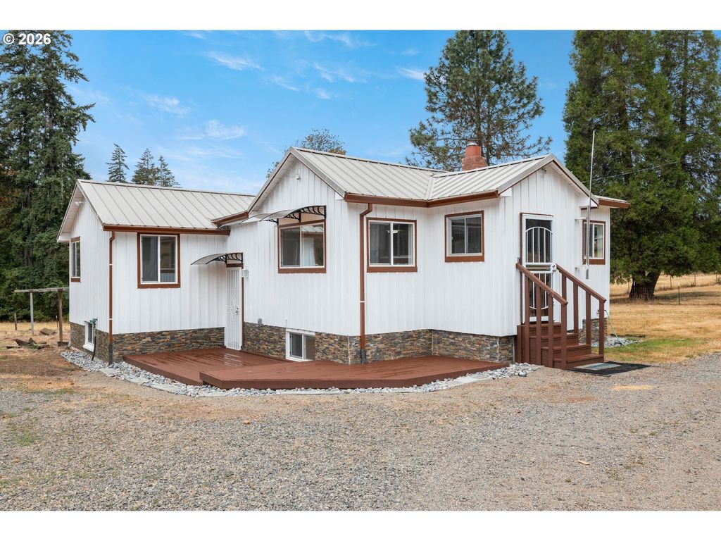 35300 Se Gunderson Rd, Sandy