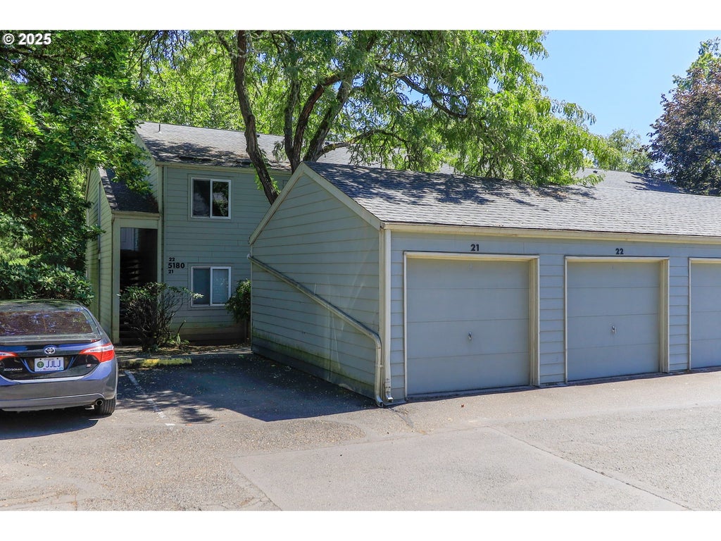 5180 Nw Neakahnie Ave 22, Portland