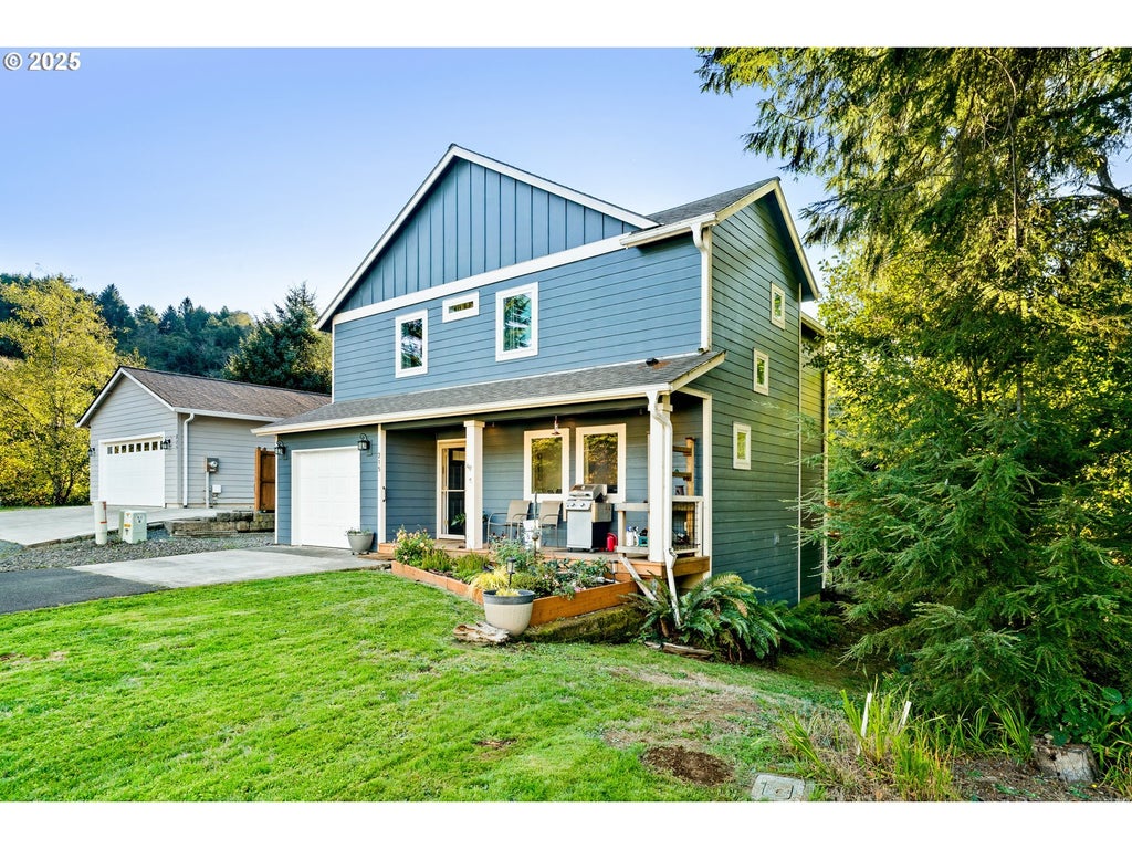 215 S Neptune St, Rockaway Beach