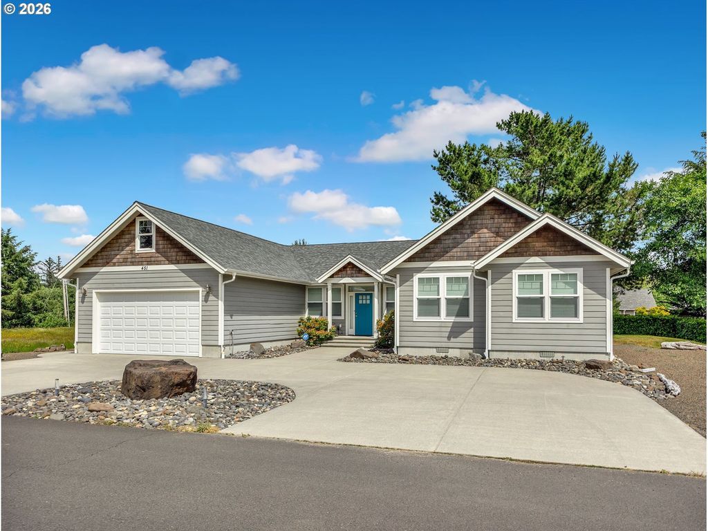 451 W Kershul Cir, Gearhart