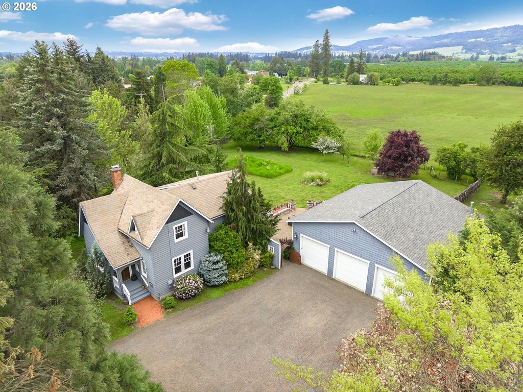 24305 Ne Highway 240, Newberg