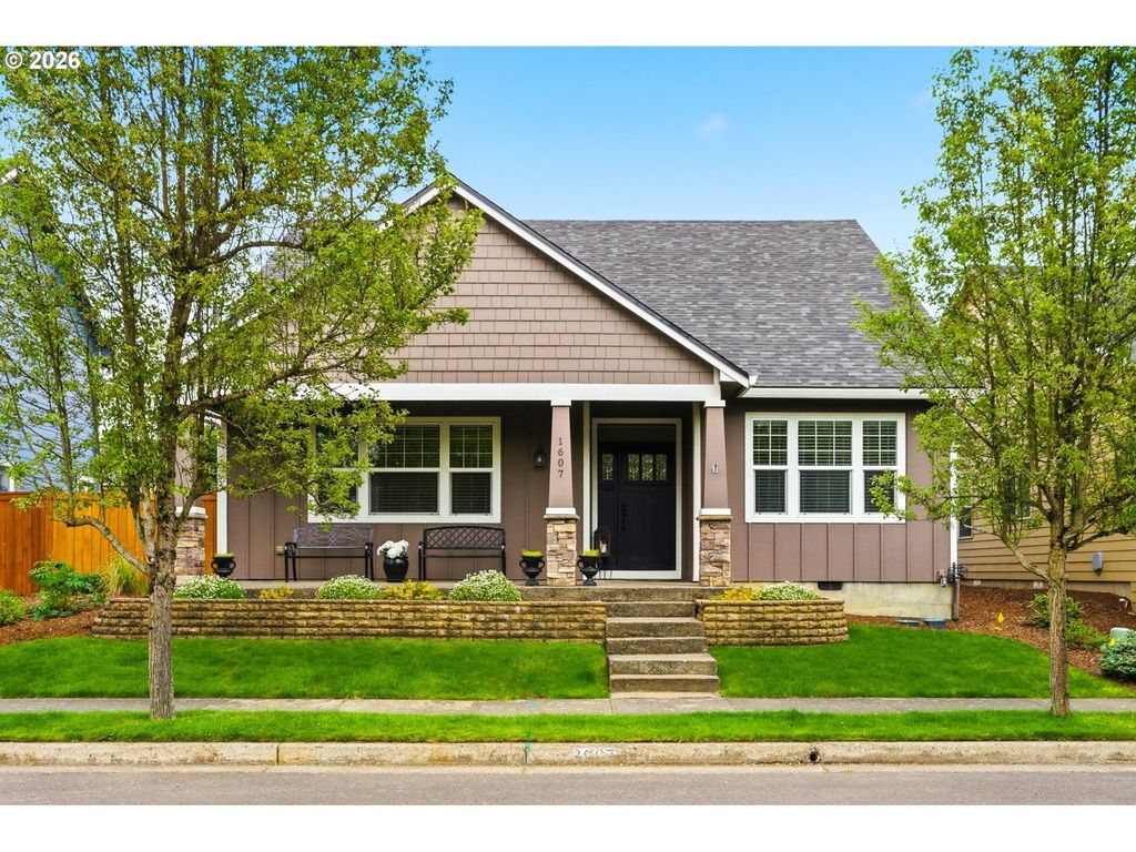 1607 Wood Duck St, Silverton