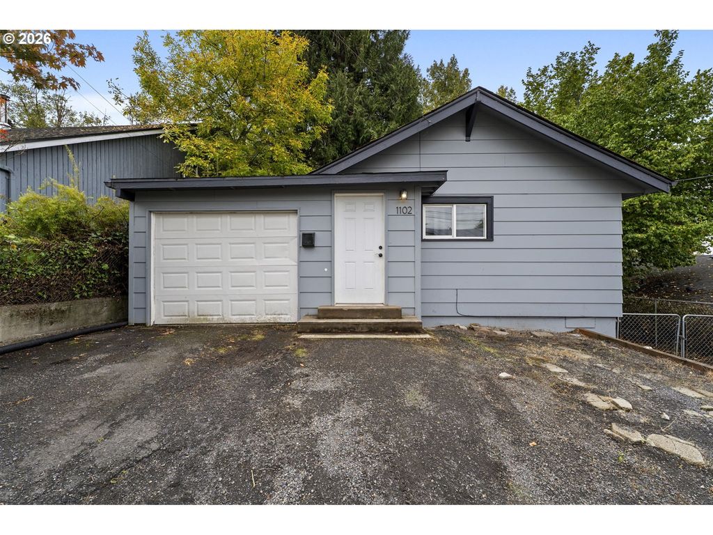 1102 Cowlitz Way, Kelso