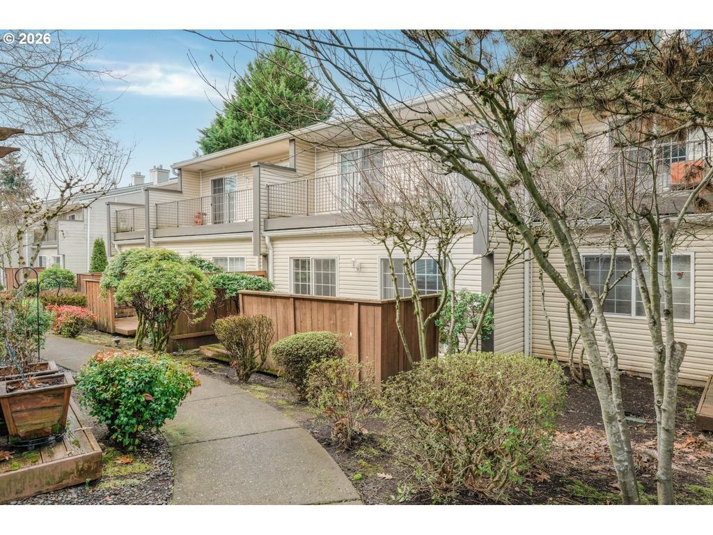 13210 Se 7th St C15, Vancouver