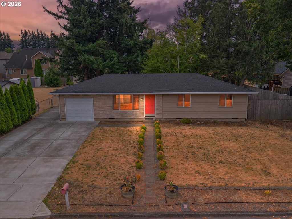 802 Sw 15th St, Troutdale