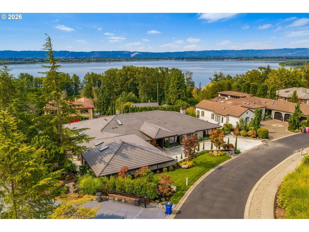 2304 Nw 84th Loop, Vancouver