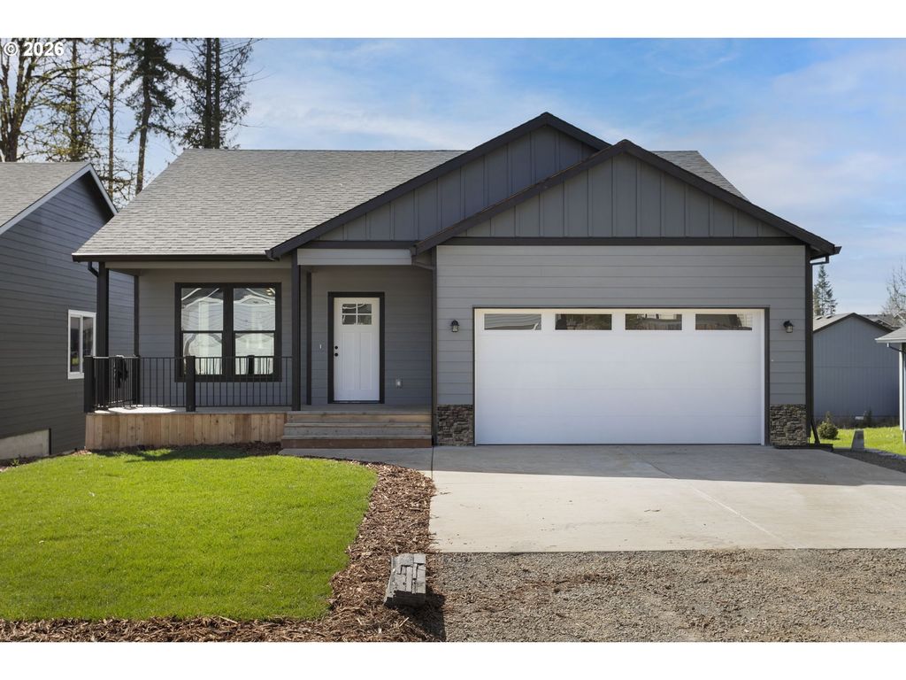 233 E St, Vernonia