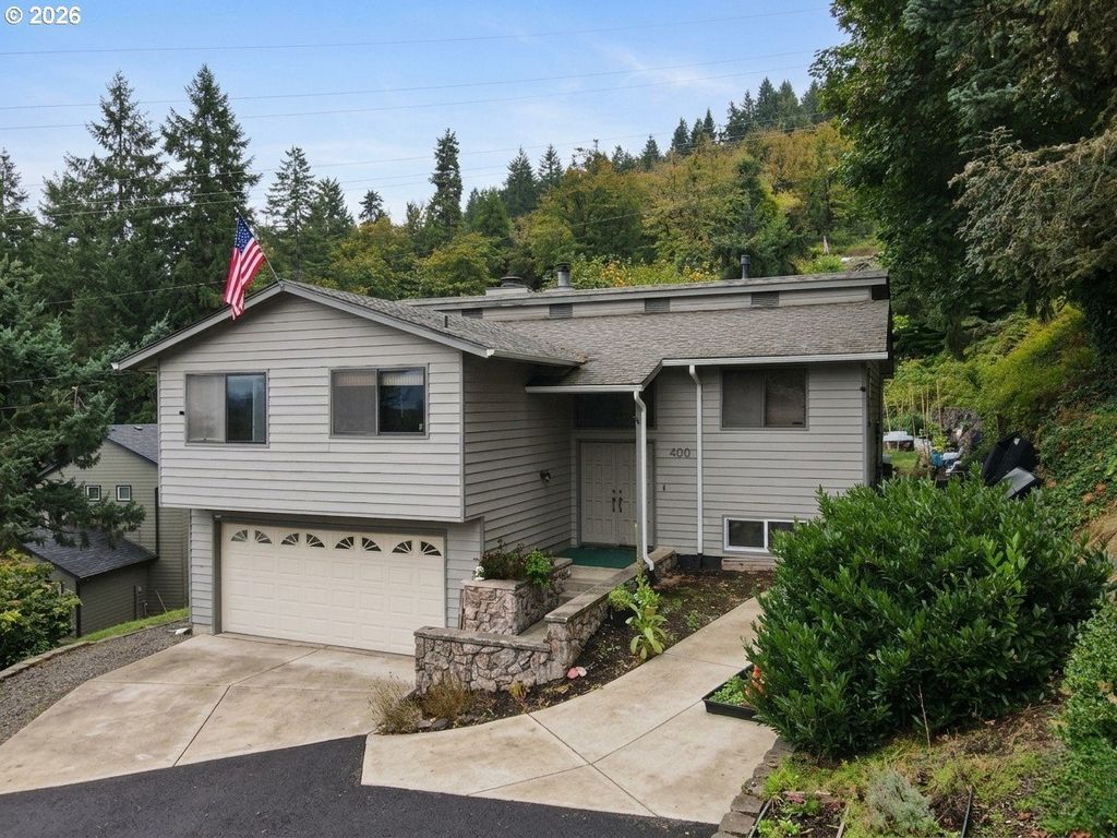 400 S 22nd St, Cottage Grove