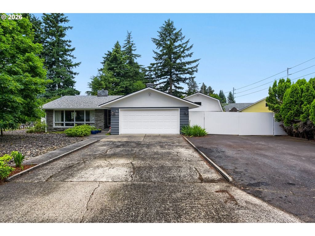 24203 Ne Oregon St, Wood Village