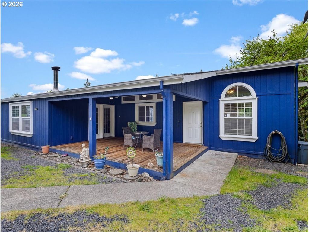70460 Nick Thomas Rd, Rainier