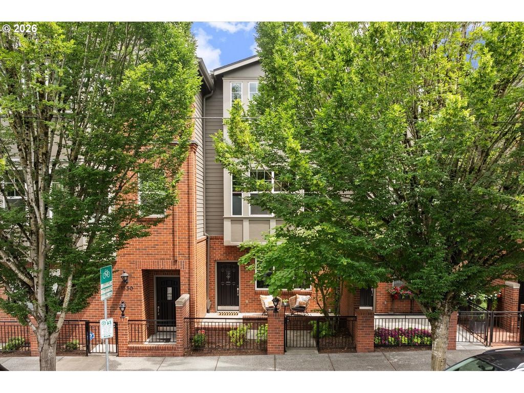 1526 Nw 24th Ave, Portland
