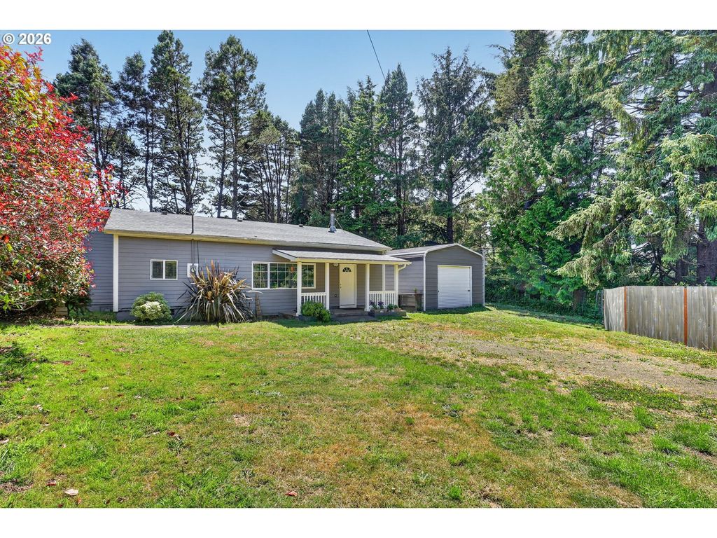 1251 Nw Wenger Ln, Waldport